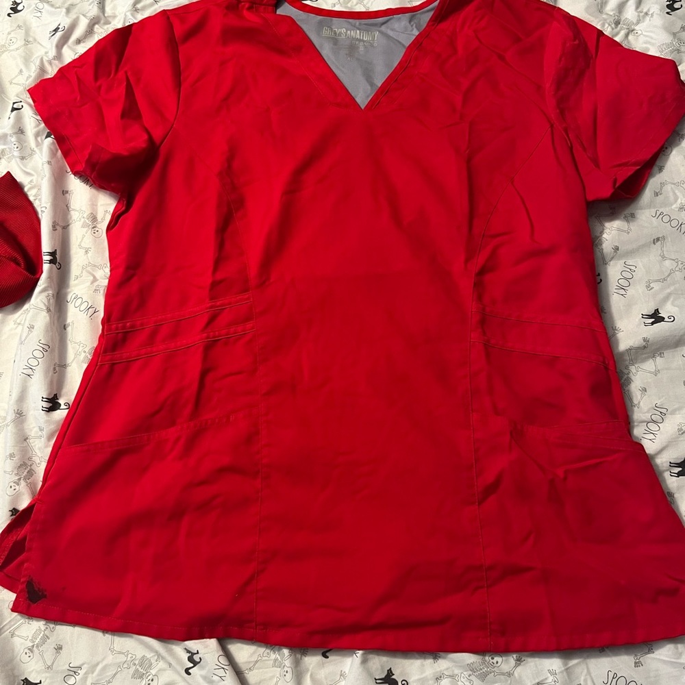 XL red Grey’s Anatomy scrub top